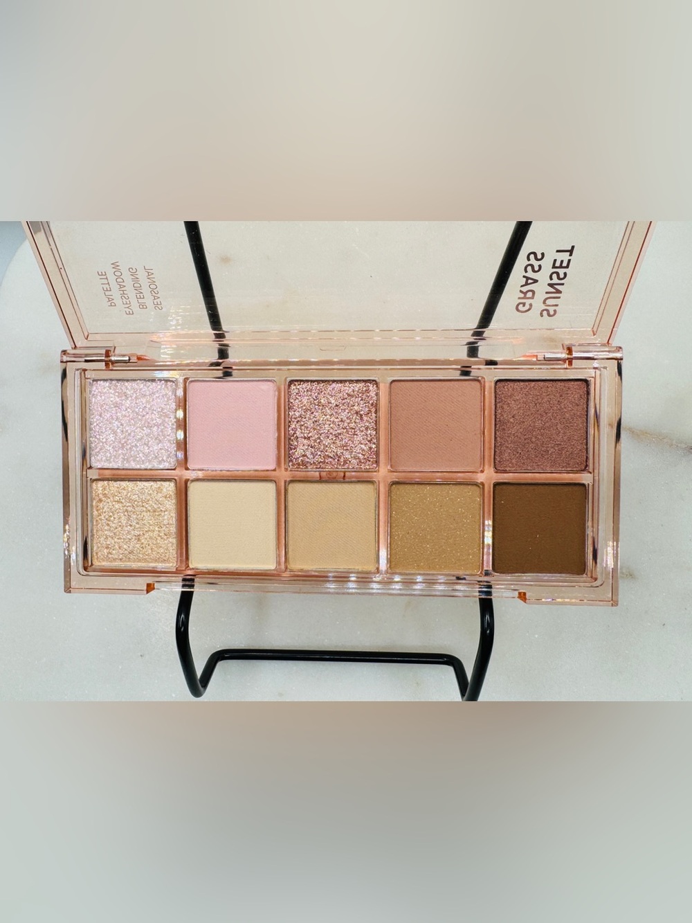 Soft Pink & Gold Neutral Eyeshadow Palette - Women Makeup